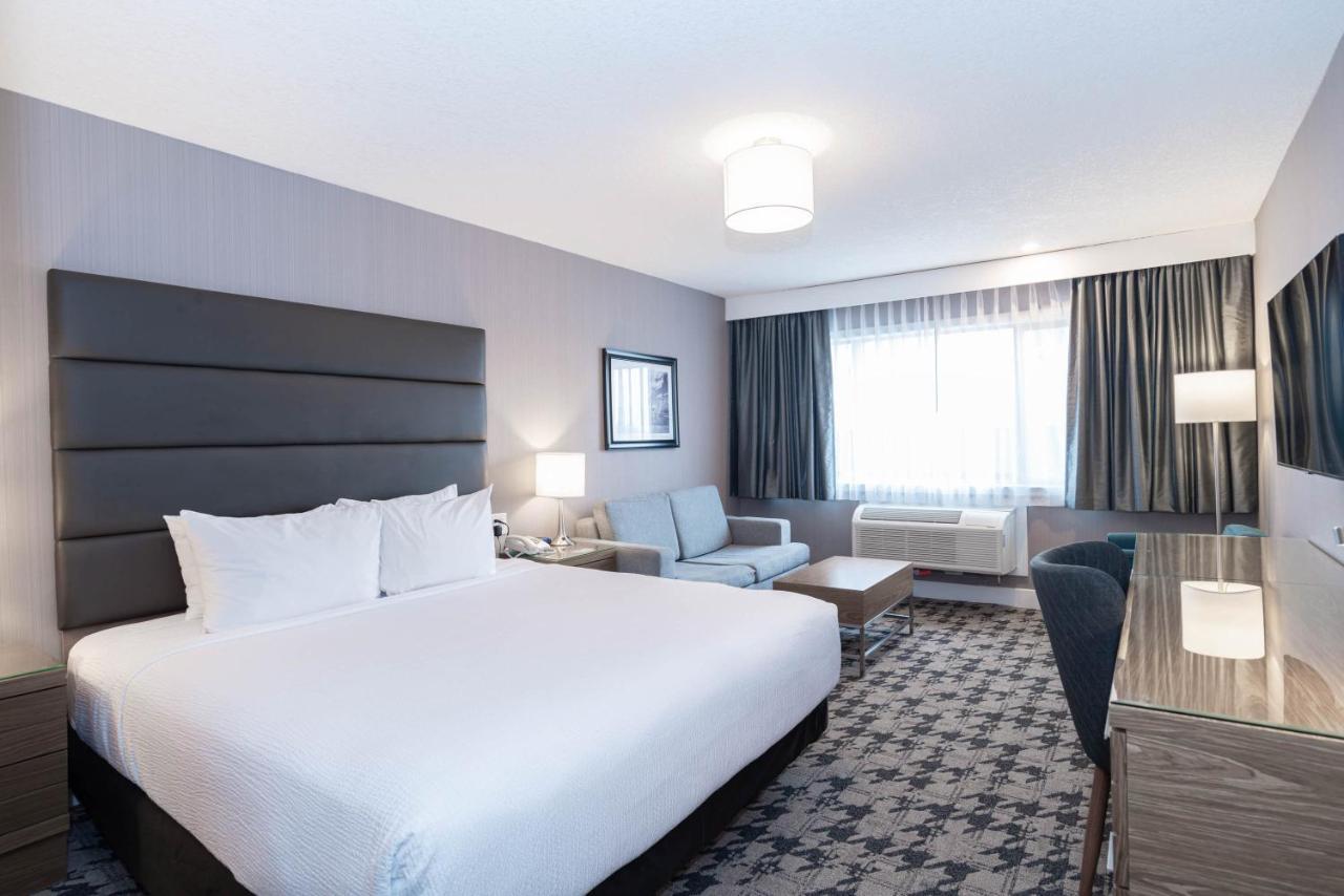 Sandman Hotel Edmonton West Exteriör bild