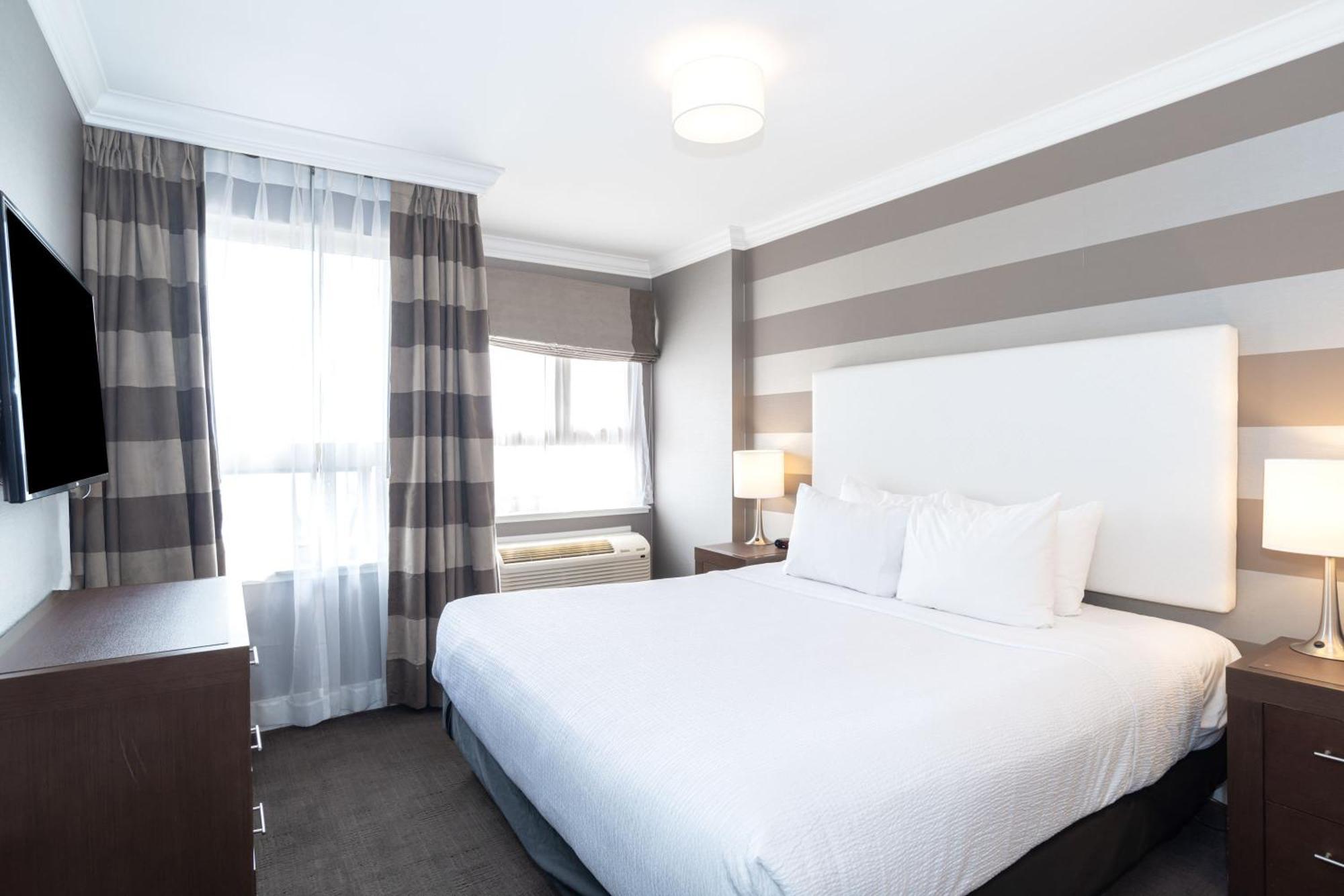 Sandman Hotel Edmonton West Exteriör bild