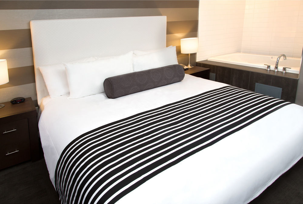 Sandman Hotel Edmonton West Exteriör bild
